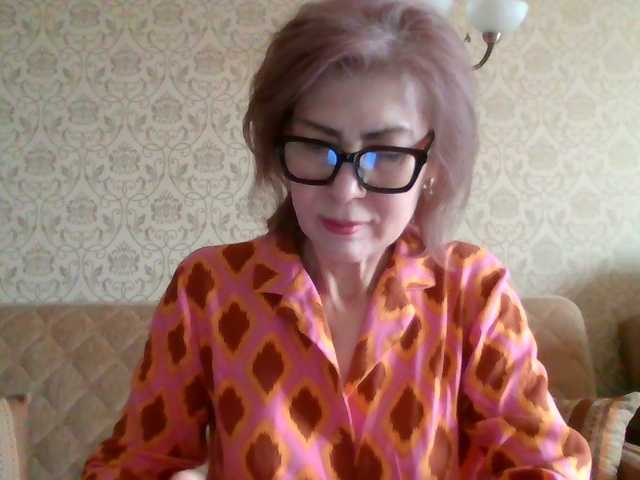 Elegant00Lady's BongaCams show and profile