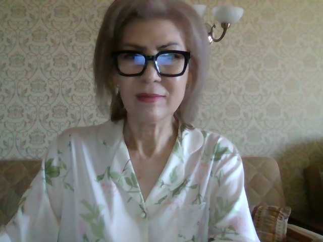 Elegant00Lady