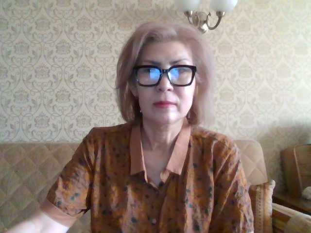Elegant00Lady live cam on BongaCams