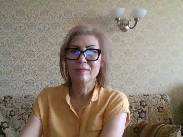 Elegant00Lady