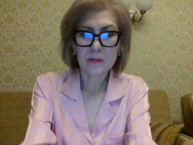 Elegant00Lady