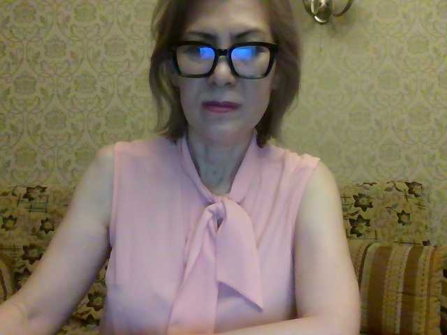 Elegant00Lady live cam on UnifiedCams