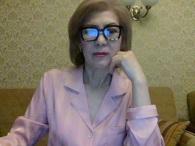 Elegant00Lady