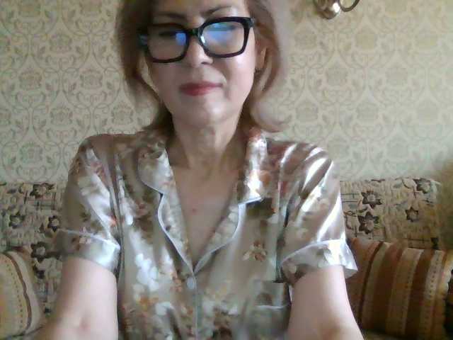 Elegant00Lady