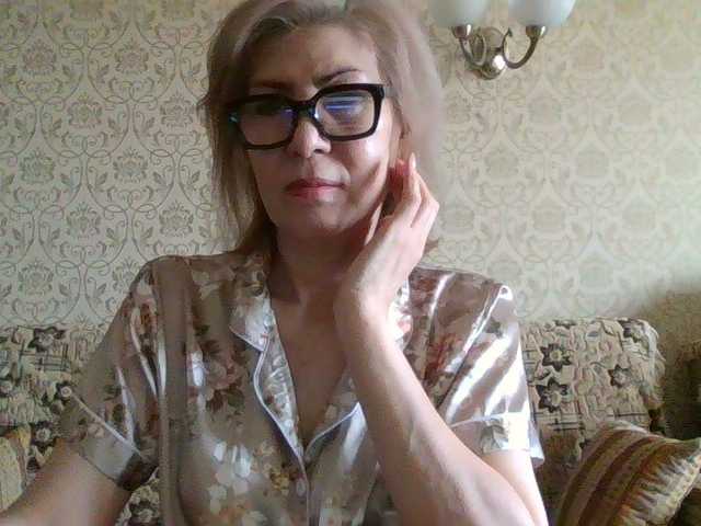Elegant00Lady live cam on BongaCams