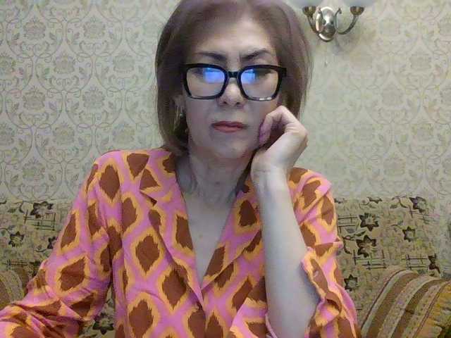 Elegant00Lady live cam on BongaCams