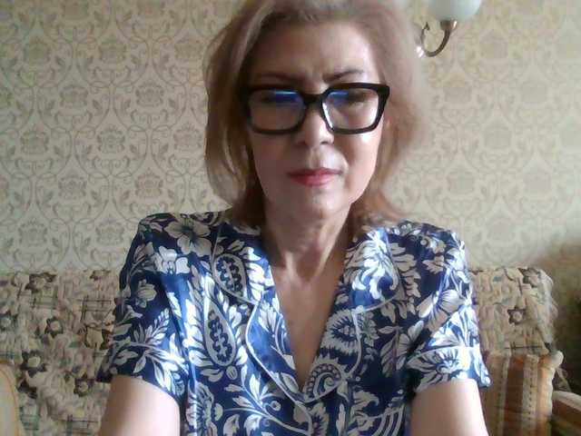 Elegant00Lady