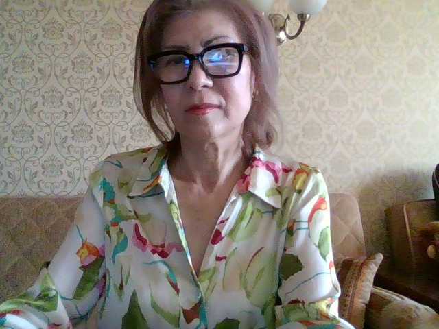 Elegant00Lady's BongaCams show and profile