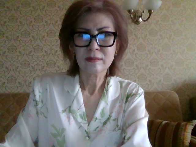 Elegant00Lady's BongaCams show and profile