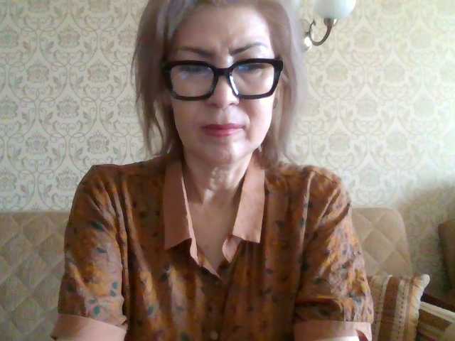 Elegant00Lady live cam on BongaCams