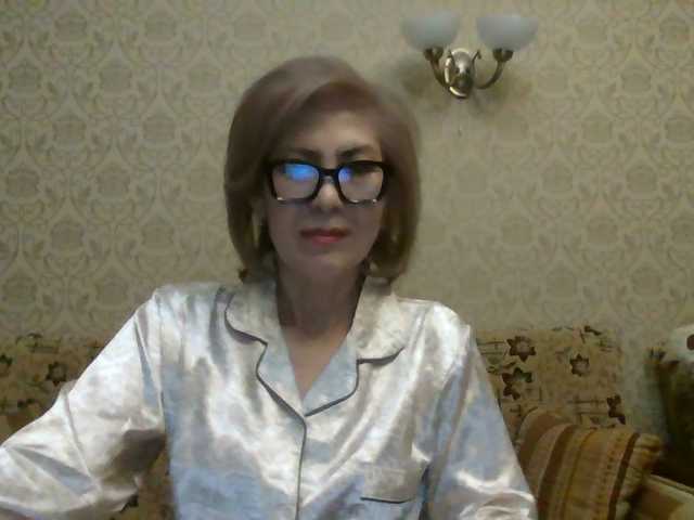 ElegantLady00 live cam on BongaCams