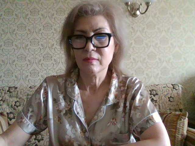Elegant00Lady live cam on BongaCams