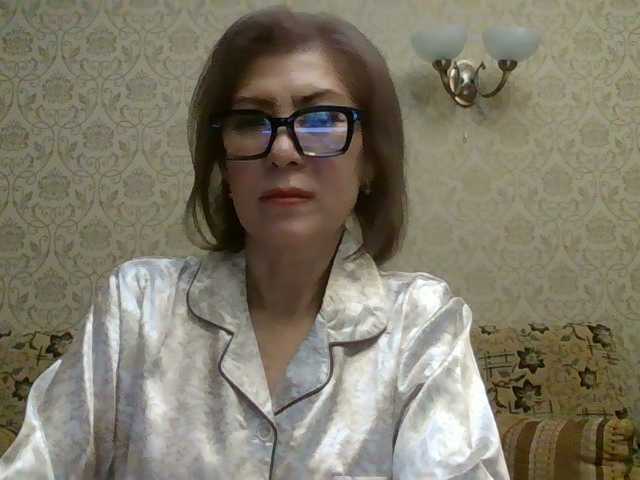 Elegant00Lady live cam on BongaCams