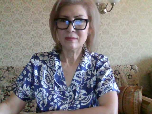 Elegant00Lady