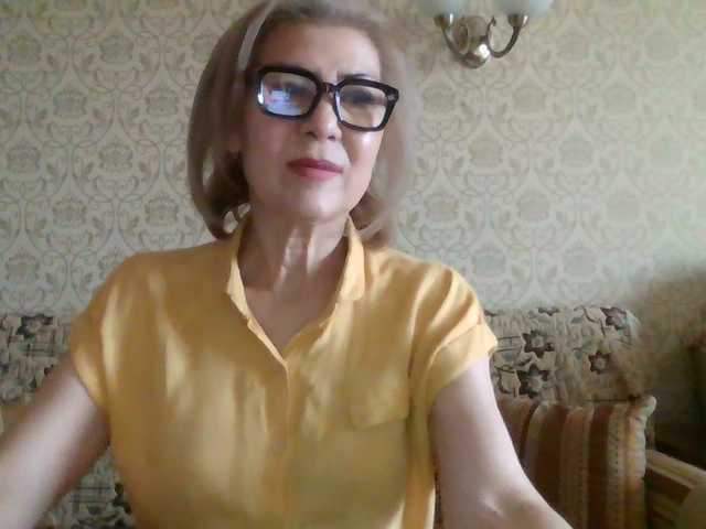 Elegant00Lady live cam on BongaCams
