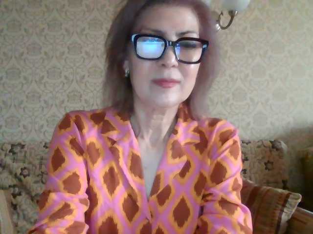 ElegantLady00 live cam preview