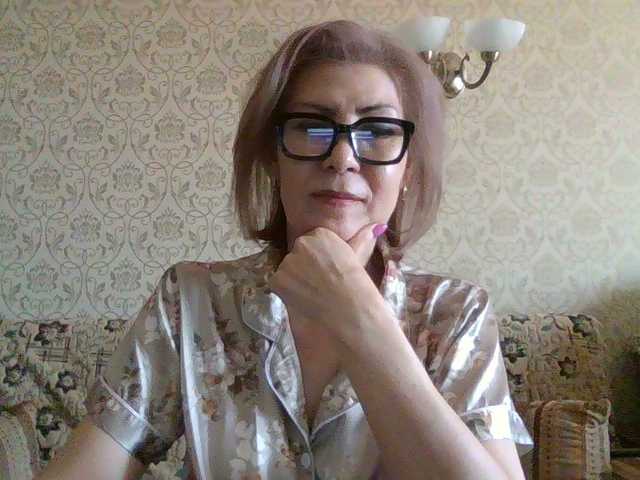 Elegant00Lady live cam on BongaCams