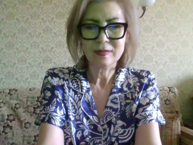 Elegant00Lady