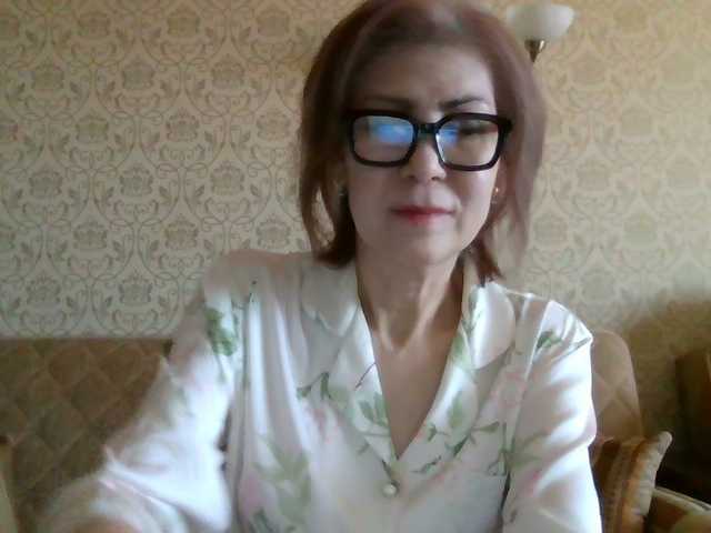 Elegant00Lady's BongaCams show and profile