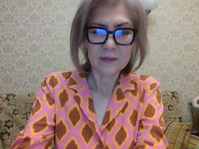 Elegant00Lady live cam on BongaCams
