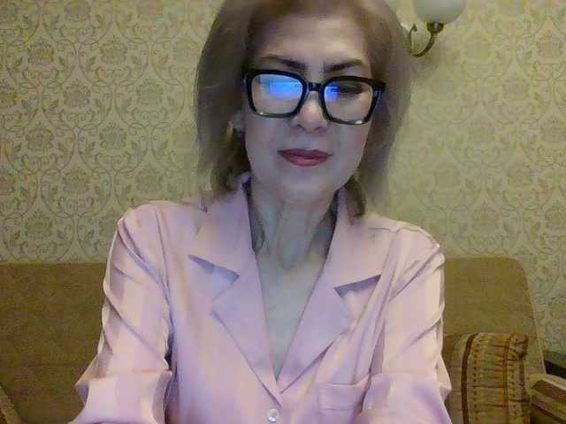 Elegant00Lady