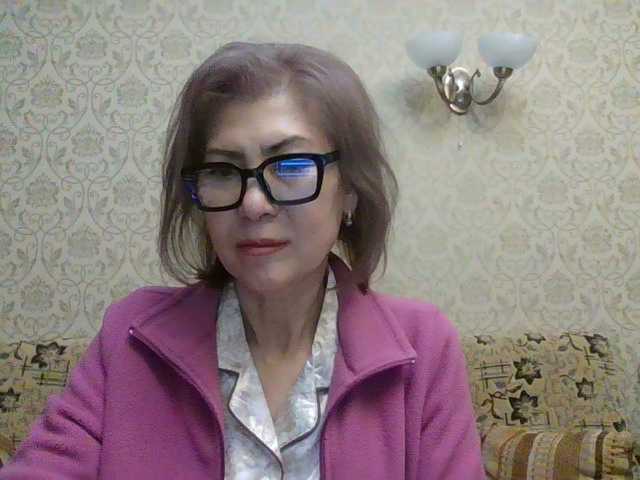 Elegant00Lady