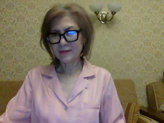 le modèle ElegantLady00 est en webcam porno dans un show sur le site bongacams, il possède les tags suivants: White/Caucasian,Brunette,Trimmed