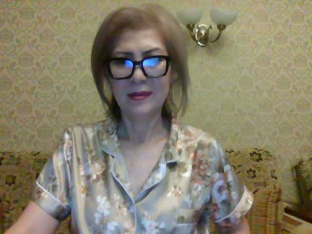 Elegant00Lady