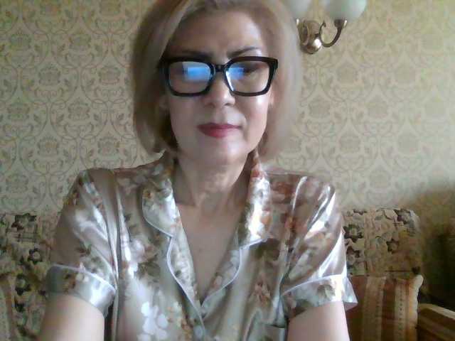 Elegant00Lady