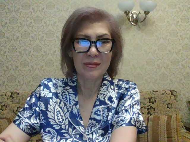 Elegant00Lady