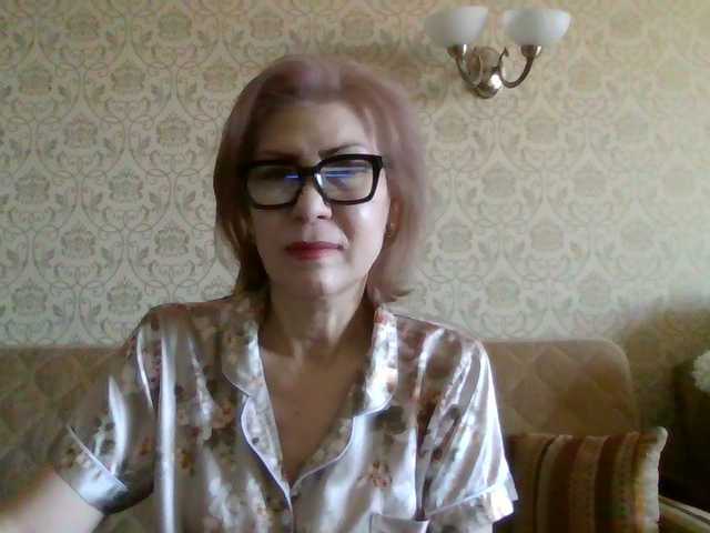 Elegant00Lady