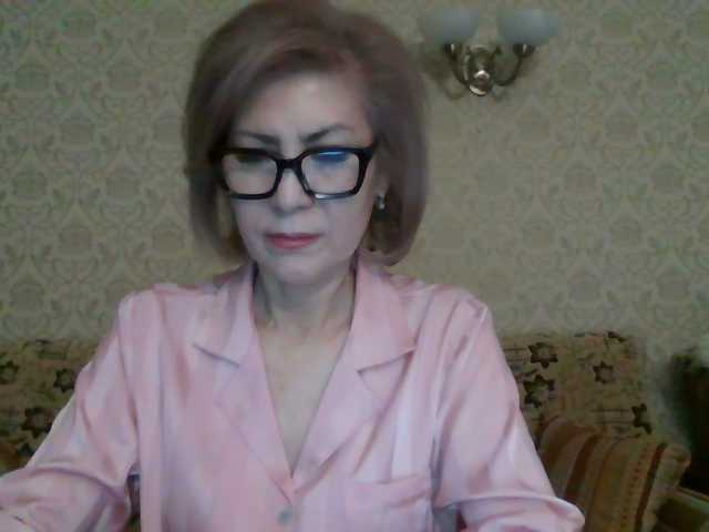 ElegantLady00 live cam on BongaCams
