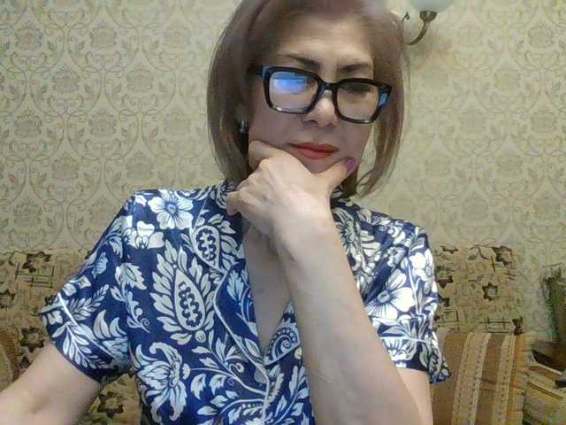 Elegant00Lady live cam on BongaCams