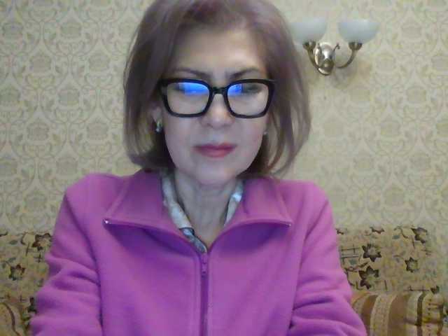 ElegantLady00 live cam preview