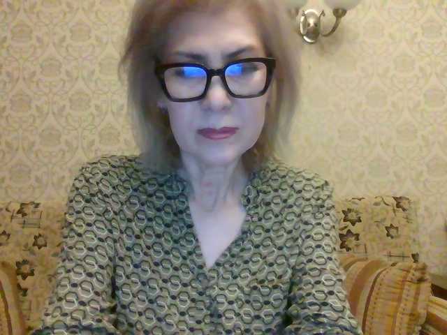 Elegant00Lady