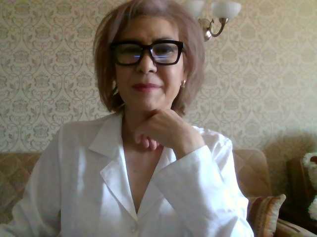 Elegant00Lady