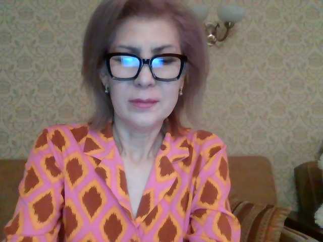 Elegant00Lady