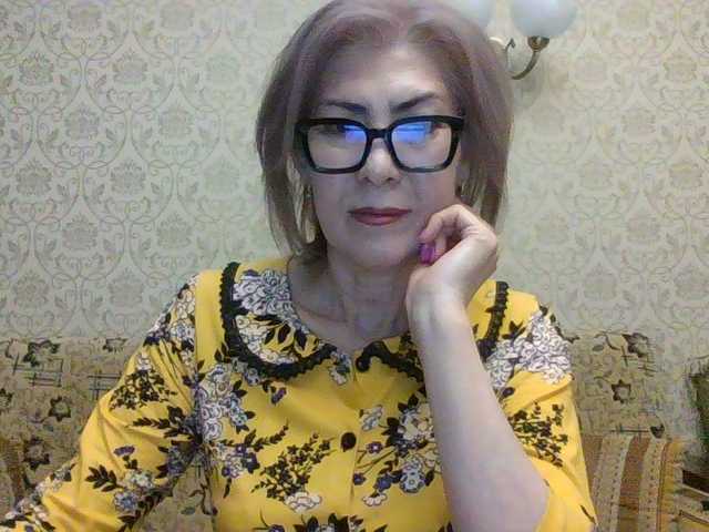 Elegant00Lady