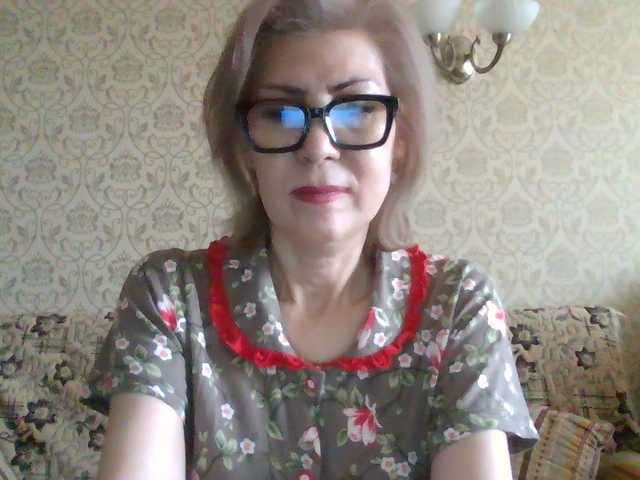 Elegant00Lady