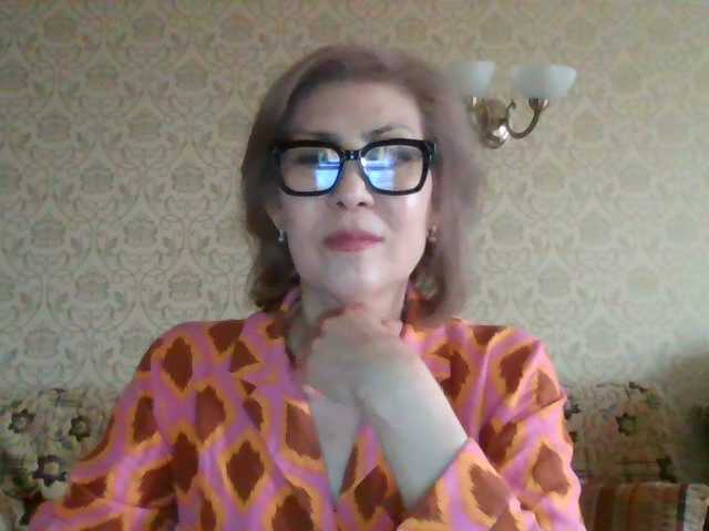 Elegant00Lady