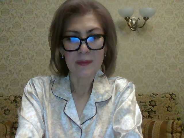 Elegant00Lady