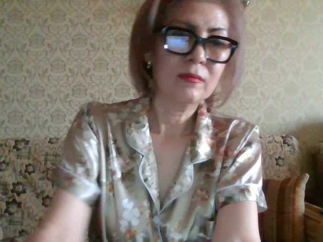 Elegant00Lady