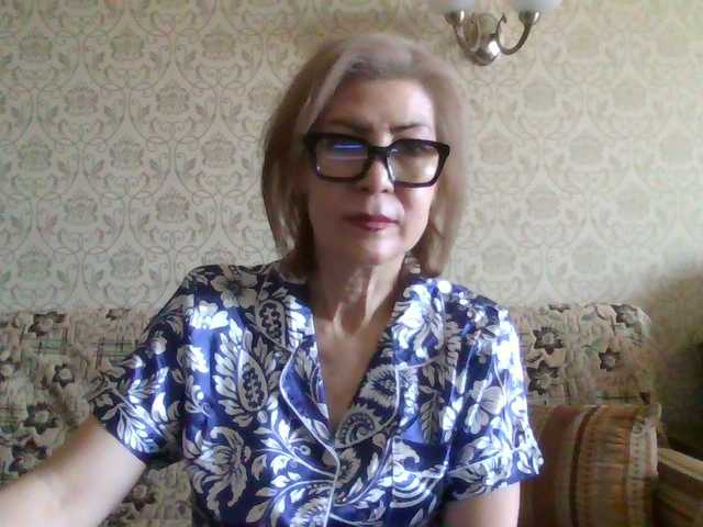 Elegant00Lady