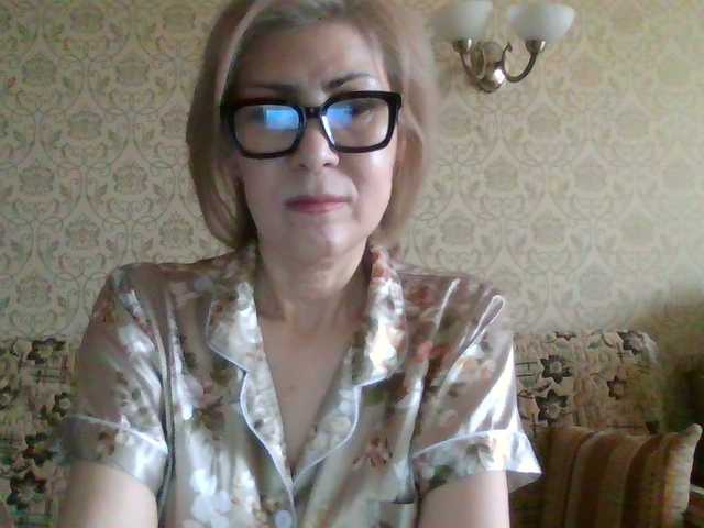 Elegant00Lady live cam on BongaCams