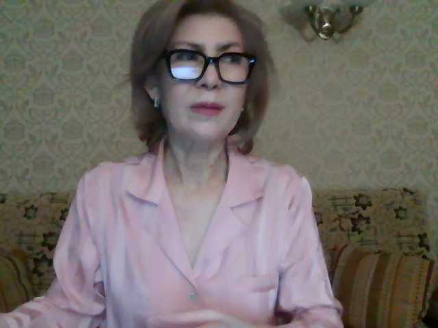 Elegant00Lady live cam on BongaCams
