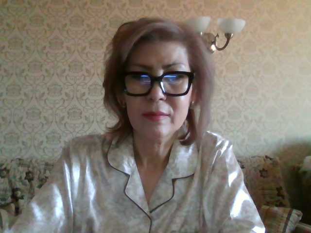 Elegant00Lady