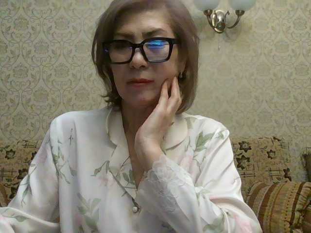 Elegant00Lady