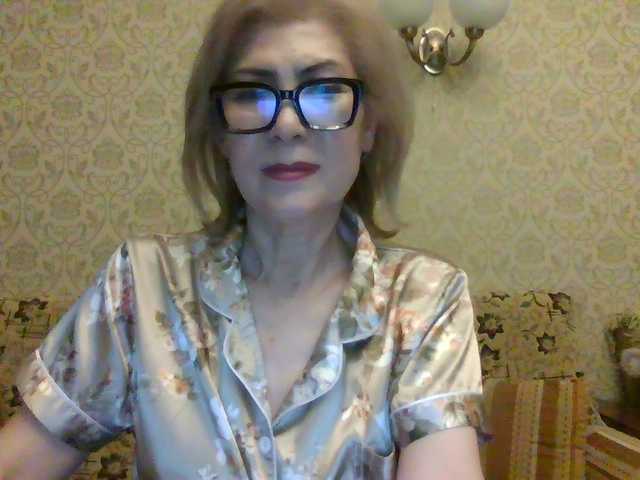 Elegant00Lady live cam on BongaCams