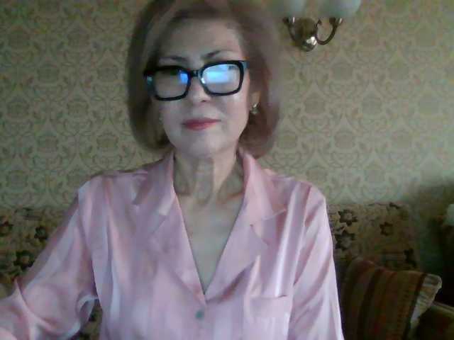 ElegantLady00 live cam on BongaCams