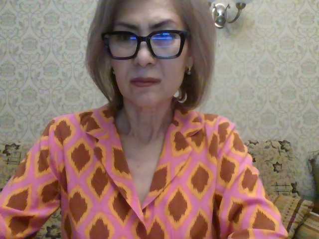 Elegant00Lady live cam on BongaCams